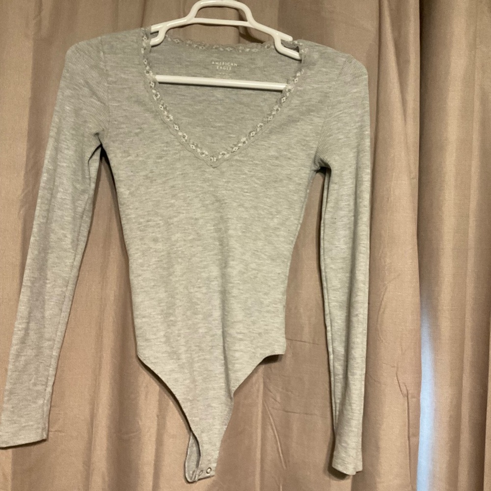 American Eagle Outfitters Gray Asymmetrical Long Sleeve Bodysuit
